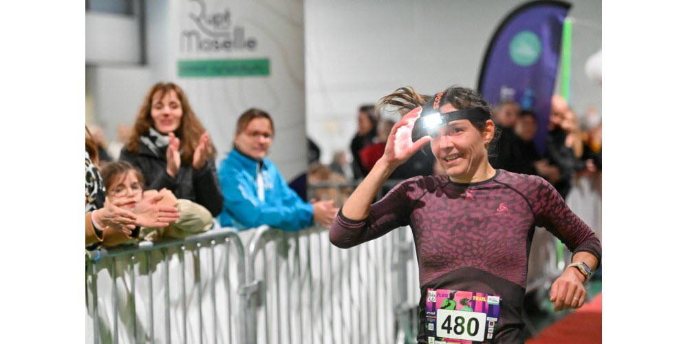 course-nature-claire-mougel-deuxieme-feminine-du-fluo-night-trail-photo-vm-lea-didier-1763239197
