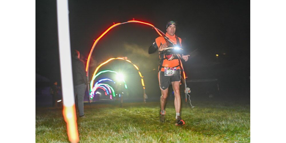 course-nature-fluo-night-trail-photo-vm-lea-didier-1763239197 (8)