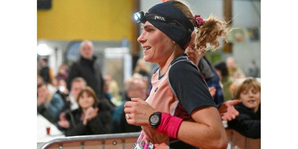 course-nature-juliette-grandidier-premiere-feminine-du-fluo-night-trail-photo-vm-lea-didier-1763239197